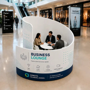 Foto real del Photocall Tubular Espiral en una sala de reuniones